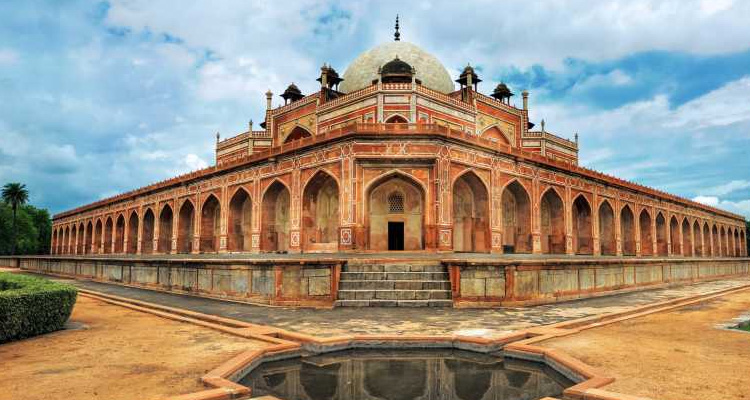 A Tale of Two Cities and a Monument: Delhi, Agra, and Jaipur Unveiled