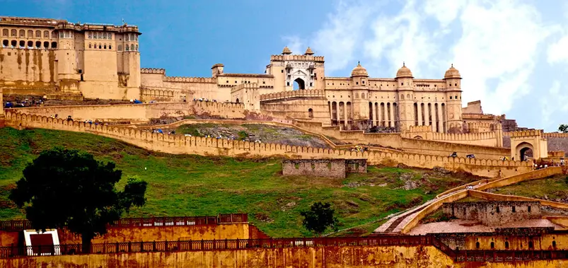 How to Visit Amer Fort Without Crowds - Timings, Tips & Insider Guide for Foreign Tourists