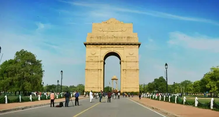 Top 5 Offbeat Hangout Places Of Interest In Delhi To Explore In Golden Triangle Route