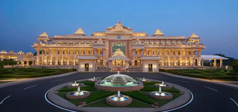 Luxury Experiences in Delhi Beyond Sightseeing