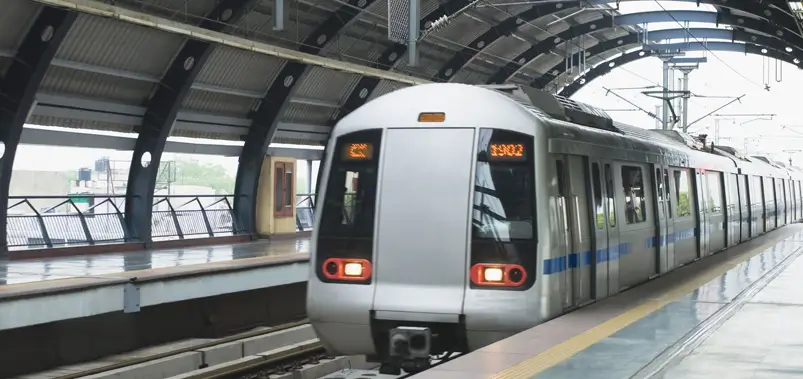 Delhi Metro Guide for Foreign Tourists