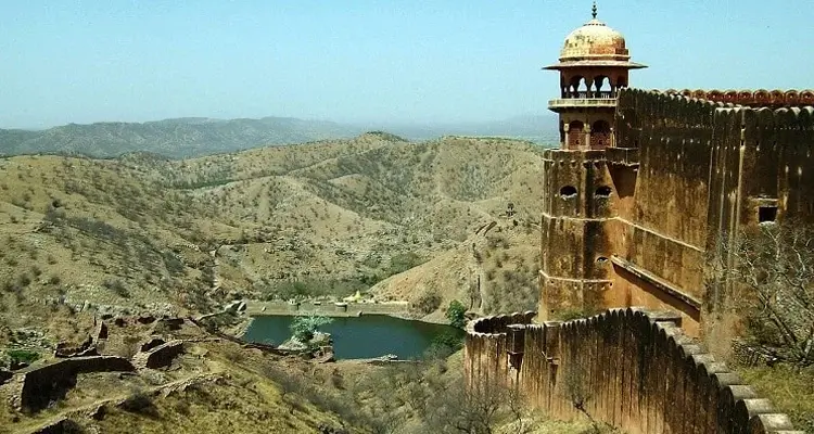 Best Places to Visit Around Jaipur