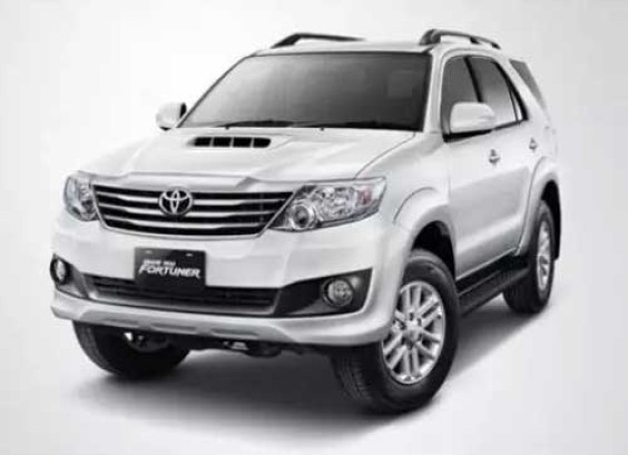 Toyota Fortuner Car