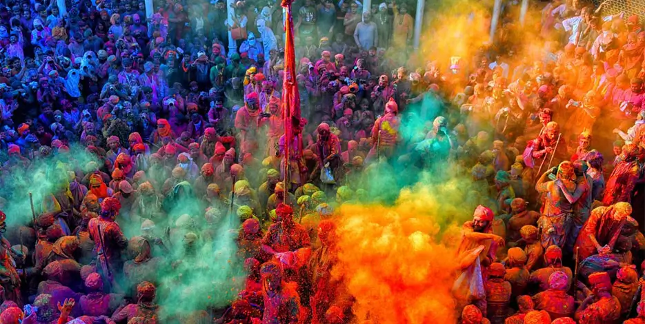 golden-triangle-holi-festival-tour-mathura-vrindavan