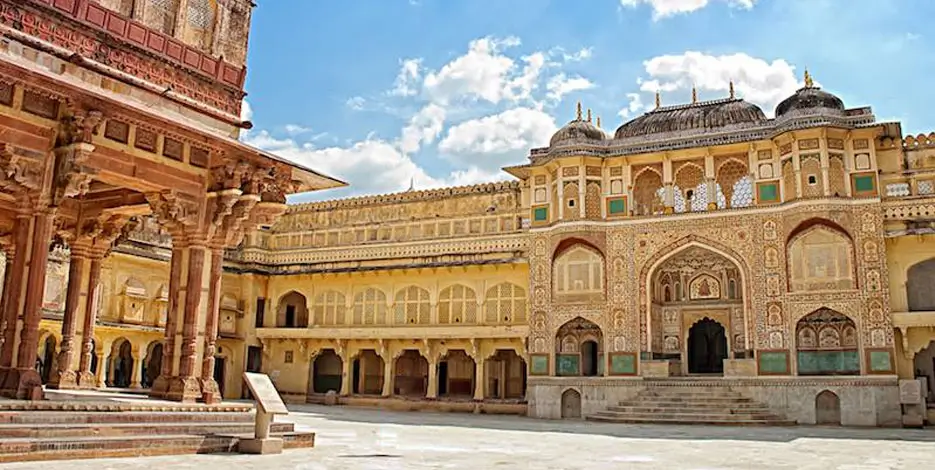 VIP Golden Triangle India Tour with Skip the Line Monument Access
