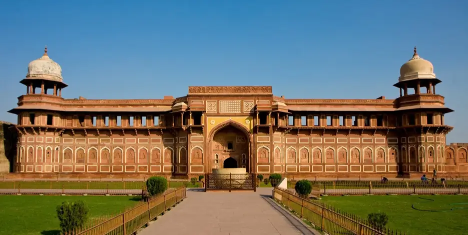 Golden Triangle Tour With Mumbai And Aurangabad – 11 Nights 12 Days Heritage & Cave Architecture Journey
