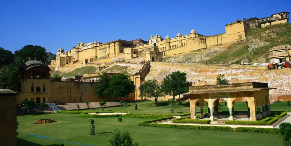 6 Days Golden Triangle Tour – Delhi Agra Jaipur Private Heritage Journey