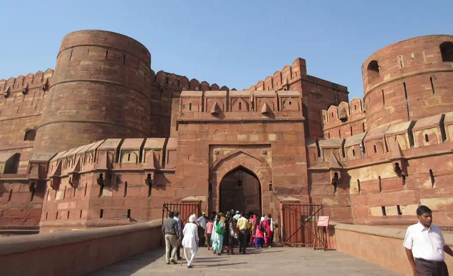 Exclusive India Charter Tour Golden Triangle with Private Museum Access