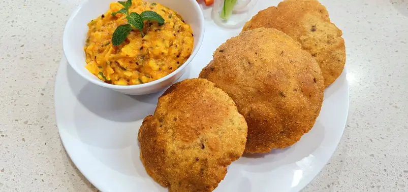 1. Bedai and Aloo Sabzi – Agra's Famous Breakfast