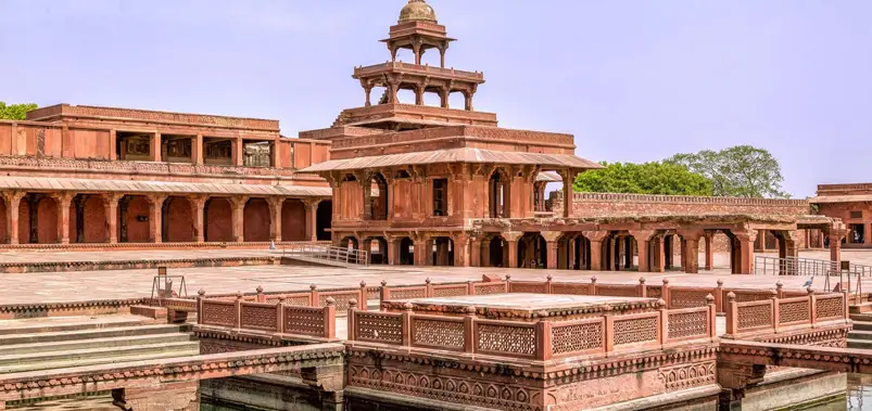 Fatehpur Sikri: The Most Important Stop Between Agra and Jaipur
