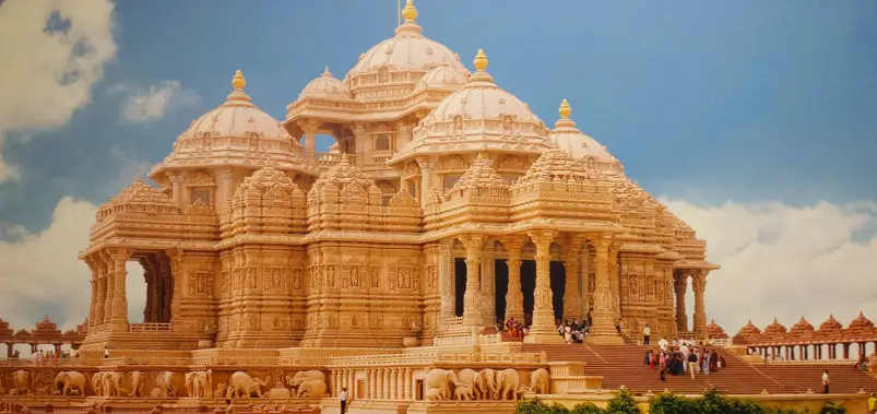 The Story Behind Akshardham Temple