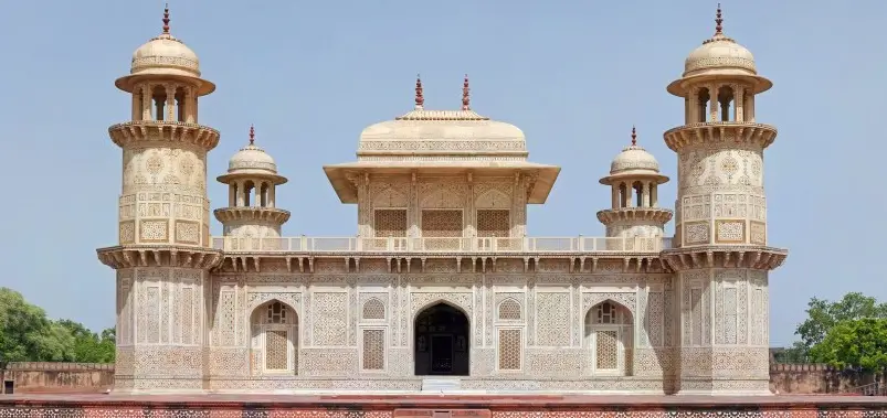 Moti Masjid
