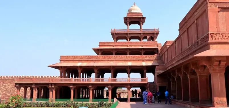 Panch Mahal: The Most Elegant Structure in Fatehpur Sikri
