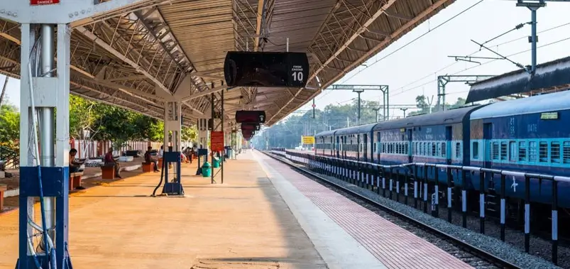 Railway Stations: Fascinating for Some Travelers, Stressful for Others