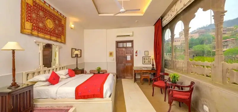 Luxury Rooms and Overnight Stay Experience