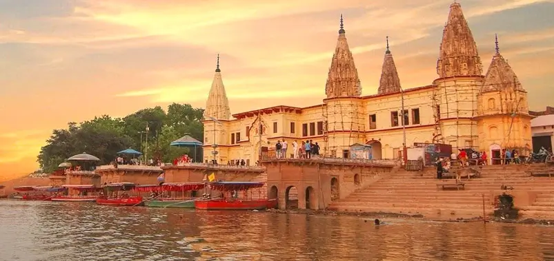 Saryu River Aarti Timings, Best Arrival Time and the Evening Atmosphere