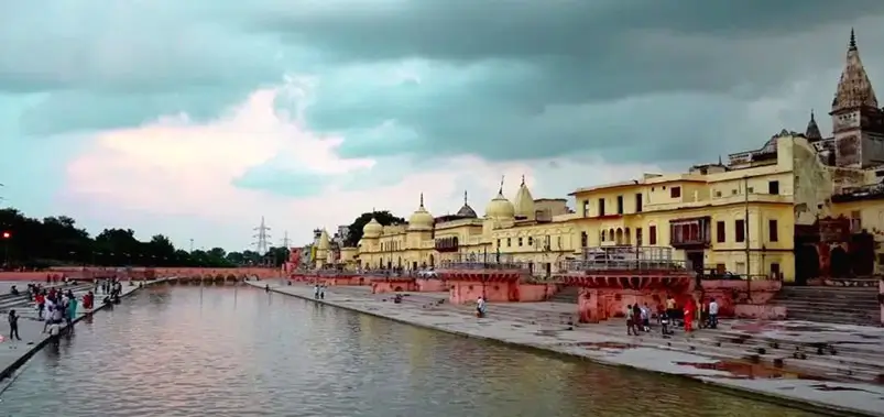 Saryu River, Evening Aarti and the Best Way to Finish the Day