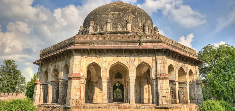 Sikandar Lodhi Tomb: The Heart of Lodhi Garden