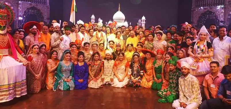 8. Attend the Mohabbat The Taj Show