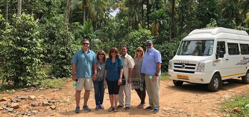 How Much Does a Golden Triangle Tour for 10 People Cost?