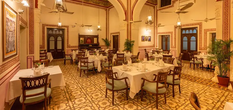 Dining, Pools, Spa and How to Spend Time Inside the Palace
