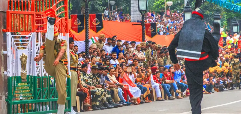 Getting From Amritsar to Wagah Border: Private Car, Taxi and Realistic Costs